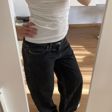 weekday jeans 