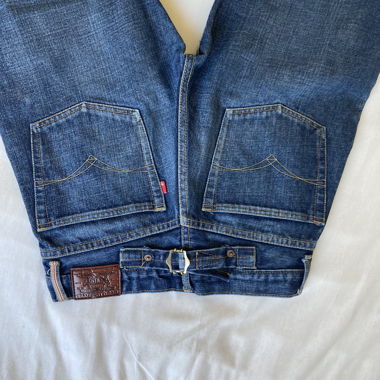 Pantalon jean avec ceinture