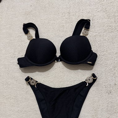 Bikini schwarz mit goldenen Details