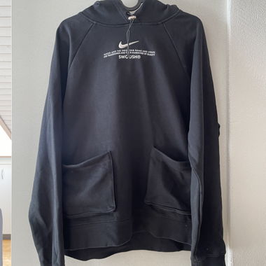 Nike Swosh Hoodie schwarz