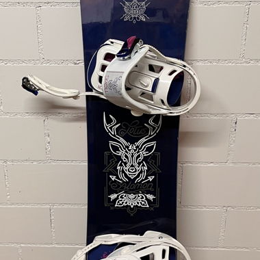 Snowboard Salomon Lotus avec fixations Spell