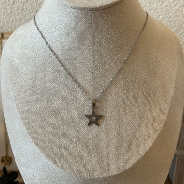 Necklace with Star Pendant, Y2K Style, Silver
