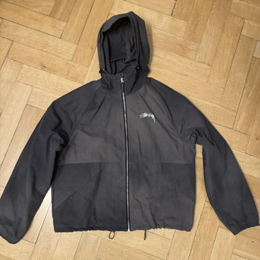 Stussy Beach Shell