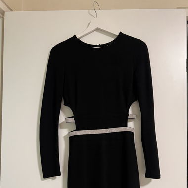 Black Long-sleeve Bodycon Dress  
