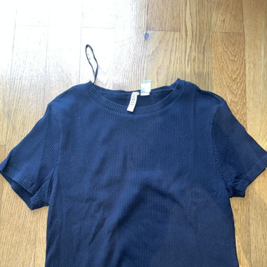 Schwarzes T-Shirt