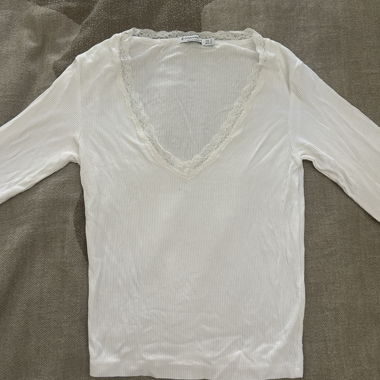 Top blanc en dentelle