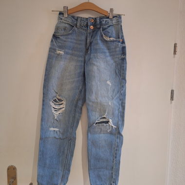 Blaue Mom Jeans