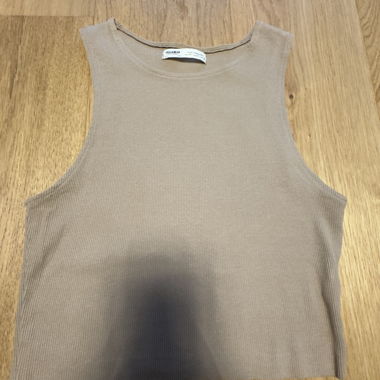 Pull and Bear crop top