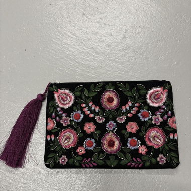 Sfera bestickte Clutch schwarz pink