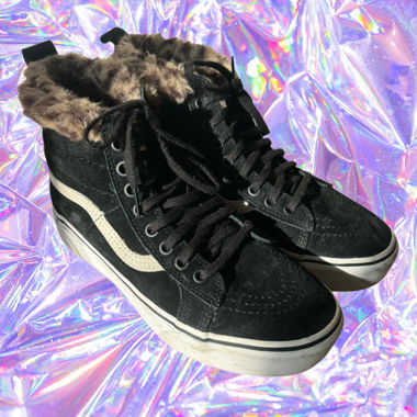 Baskets Vans noires avec doublure en fourrure
