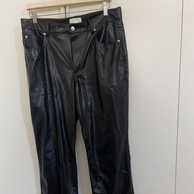 Pantalon similicuir effet serpent 