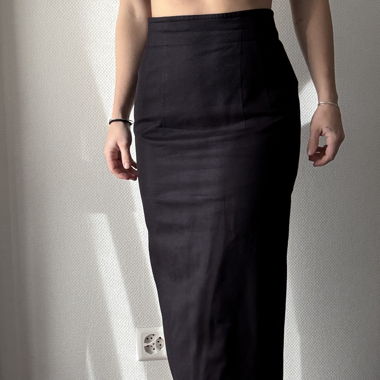 Jill Sanders navy skirt
