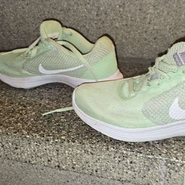 Basket Nike verte