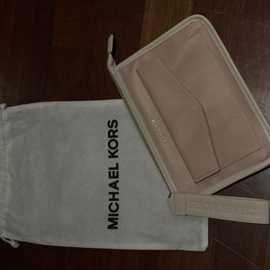 Custodia Michael Kors con portafoglio