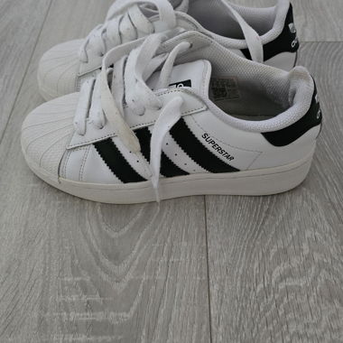 Adidas Superstar Sneakers