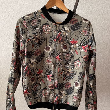 Veste bomber fleurs