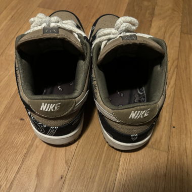 Travis Dunks 