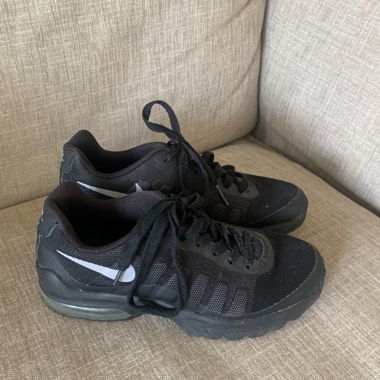 Black Nike Trainers 36