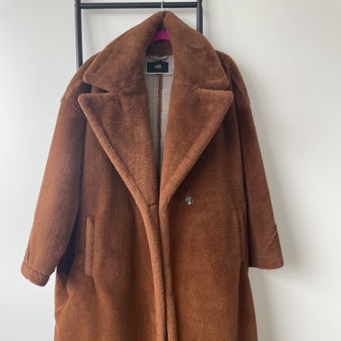 Fake fur coat L