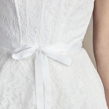 Corset de mariage en dentelle blanc