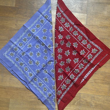 Vintage/y2k flower headscarfs/scarfs set
