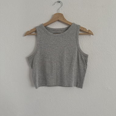 Grey ribbed knit tank top
