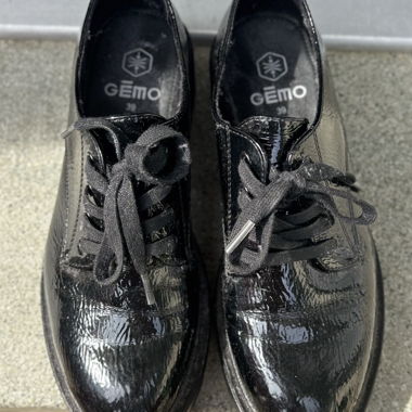 Chaussure noir vernis 