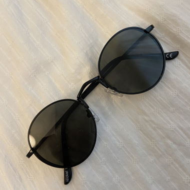 Sonnenbrille NEU