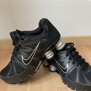 Nike Shox