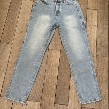 Light Wash High-Waist Jeans