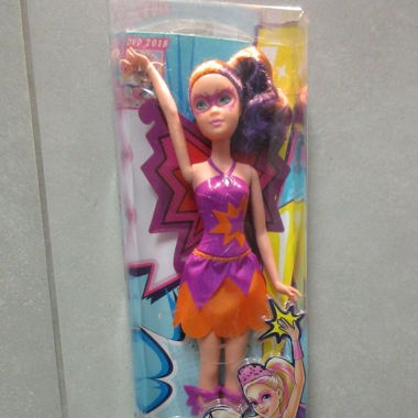 2014 Mattel Hero Barbie Superheldin Violett - NEU 