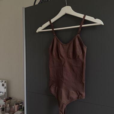Braunes Damen-Bodysuit