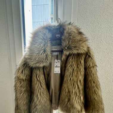 Stradivarius fur jacket 