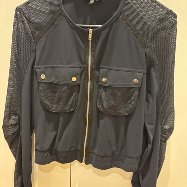 Leichte dunkelblaue Jacke