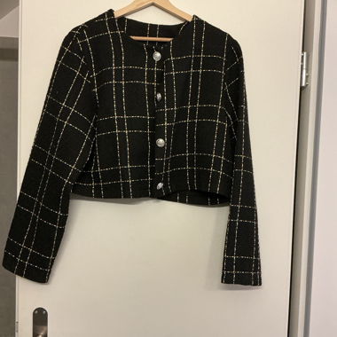 Short cropped checked jacket