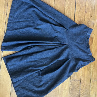 Gonna-pantalone (jupe-culotte) grigio scuro, modello lungo