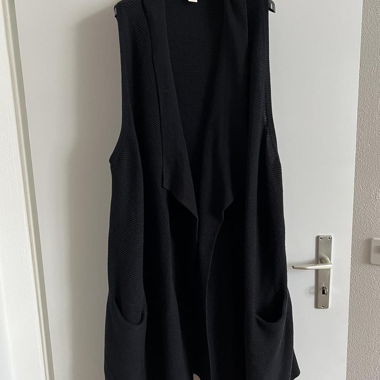 Cardigan lungo smanicato nero H&M