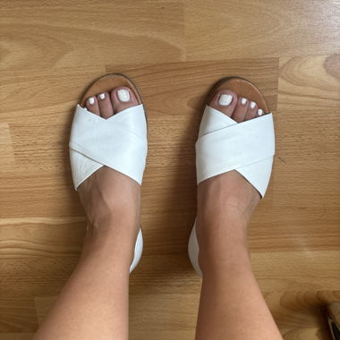 Sandales en cuir blanches 37