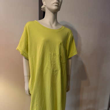    Limettengrünes Sommerkleid