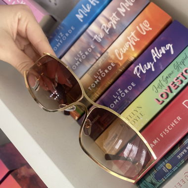 Goldene Sonnenbrille