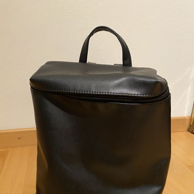 Petit sac à dos Even&Odd en similicuir