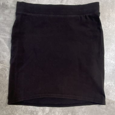 Jupe noire courte