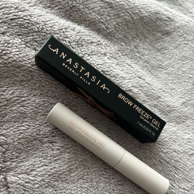 Anastasia Beverly Hills Brow Freez Gel
