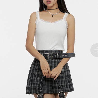 Lace trim cami top lewkin