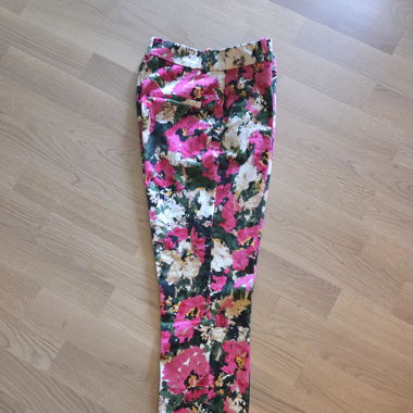 H&M Hose Bunt