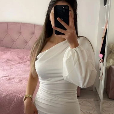 robe blanche asymétrique 