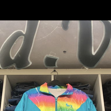 retro vintage windbreaker