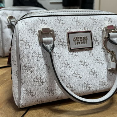Guess Tasche