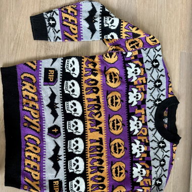 Halloween pullover 