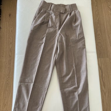 Chino pants brown